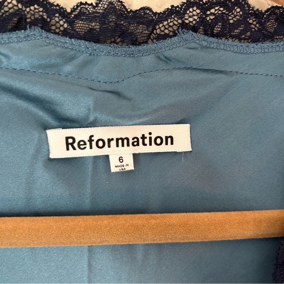 NWOT Reformation Aliceyn Silk Dress in Waves - Picture 4 of 6